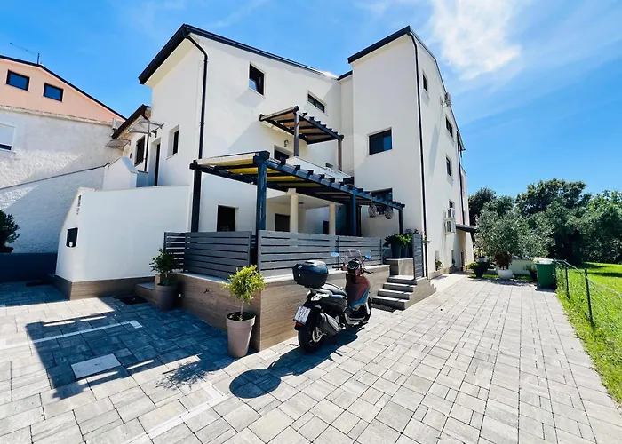 Ivanisevic Apartment