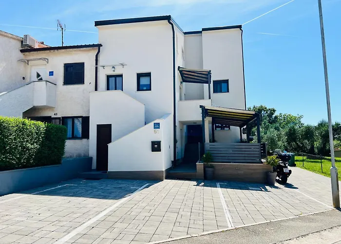 Ivanisevic Apartment Pula