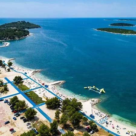 Ivanisevic アパート *